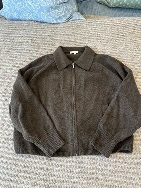 Parker Women’s Dark Brown Zip-Up Collared Sweater